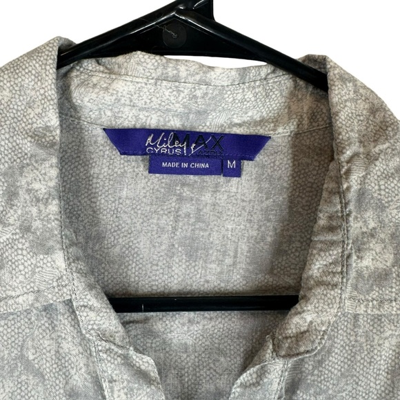 Miley Cyrus M Medium Snake Print Button Shirt Roll Tab Y2K Casual 100% Cotton - Picture 3 of 13